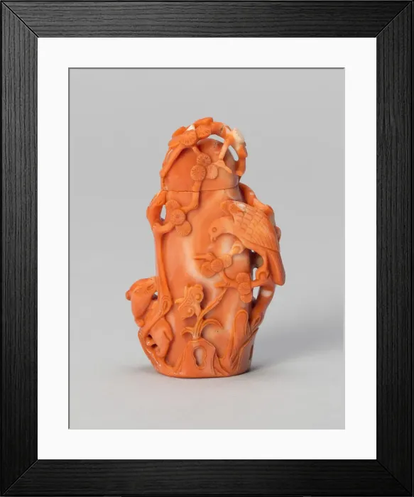 Framed Print : Tree-Shaped Snuff Bottle with a Hawk and Bear, Qing dynasty (1644-1911), 1850-1900 Framed Print : Tree-Shaped Snuff Bottle with a Hawk and Bear, Qing dynasty (1644-1911), 1850-1900