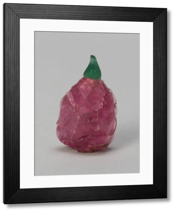 Framed Print : Melon-Shaped Snuff Bottle with a Squirrel and Fruiting Branches, Qing dynasty, 1800-1900 Framed Print : Melon-Shaped Snuff Bottle with a Squirrel and Fruiting Branches, Qing dynasty, 1800-1900