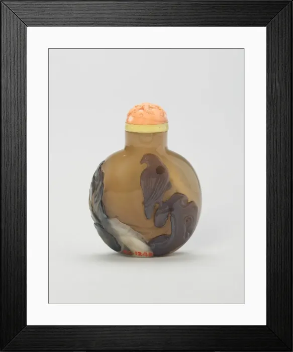 Framed Print : Snuff Bottle with Two Egrets Among Lotuses, Qing dynasty (1644-1911), 1800-1900 Framed Print : Snuff Bottle with Two Egrets Among Lotuses, Qing dynasty (1644-1911), 1800-1900