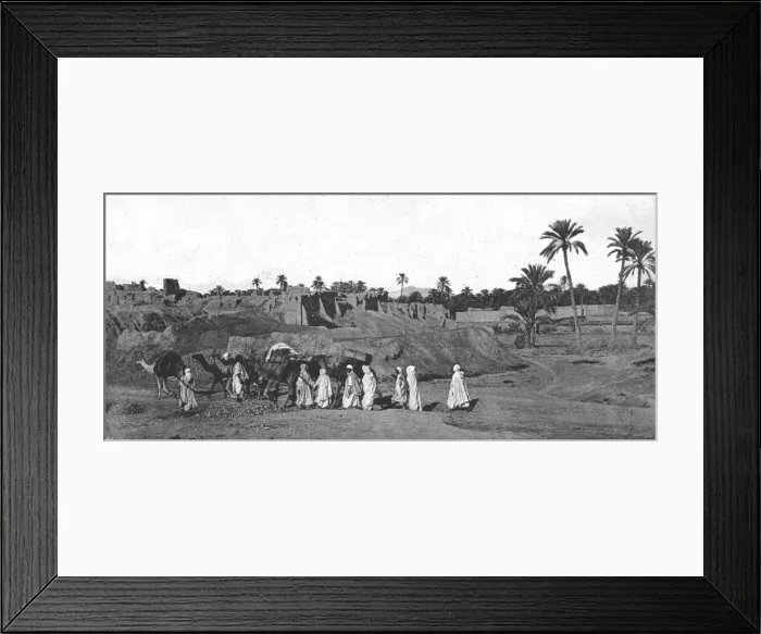 Framed Print : A Caravan approaching an old Fort in Biskra, 1890. Creator: Unknown Framed Print : A Caravan approaching an old Fort in Biskra, 1890. Creator: Unknown
