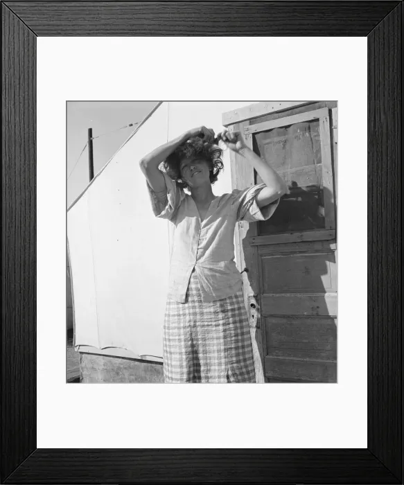 Framed Print : In a carrot pullers camp near Holtville, Imperial Valley, California, 1939. Creator: Dorothea Lange Framed Print : In a carrot pullers camp near Holtville, Imperial Valley, California, 1939. Creator: Dorothea Lange