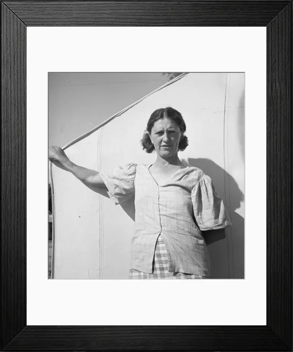Framed Print : In a carrot pickers camp, Imperial Valley, California, 1939. Creator: Dorothea Lange Framed Print : In a carrot pickers camp, Imperial Valley, California, 1939. Creator: Dorothea Lange