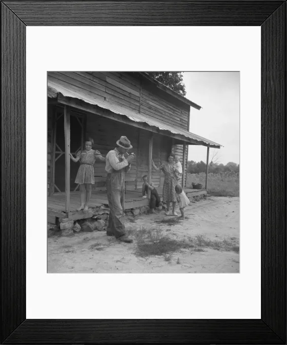 Framed Print : Tobacco sharecropper ready to return to the field, Person County, North Carolina, 1939. Creator: Dorothea Lange Framed Print : Tobacco sharecropper ready to return to the field, Person County, North Carolina, 1939. Creator: Dorothea Lange