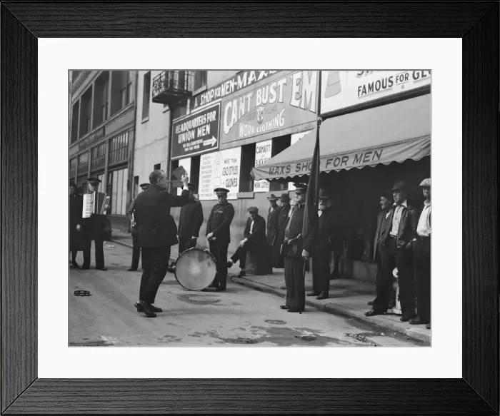 Framed Print : Preaching to the crowd, Salvation Army, San Francisco, California, 1939. Creator: Dorothea Lange Framed Print : Preaching to the crowd, Salvation Army, San Francisco, California, 1939. Creator: Dorothea Lange