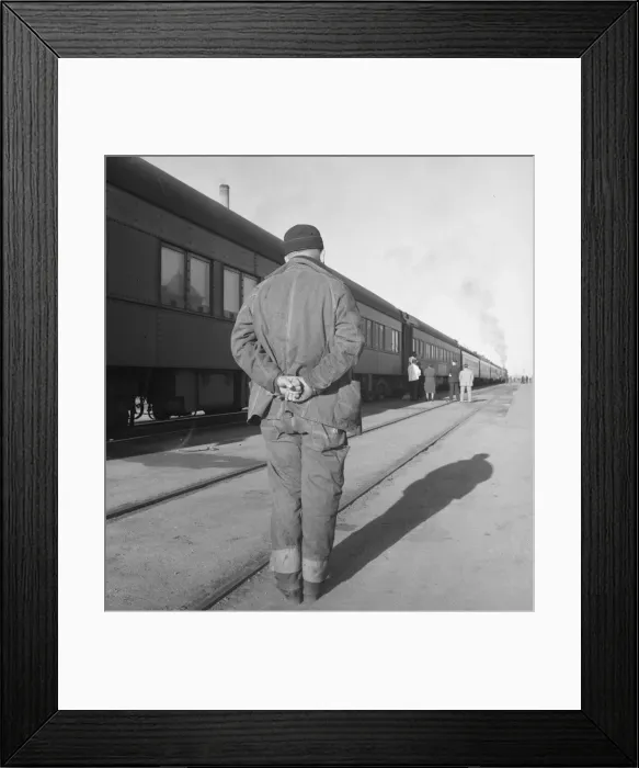 Framed Print : The Challenger, Grand Island, Nebraska, 1939. Creator: Dorothea Lange Framed Print : The Challenger, Grand Island, Nebraska, 1939. Creator: Dorothea Lange