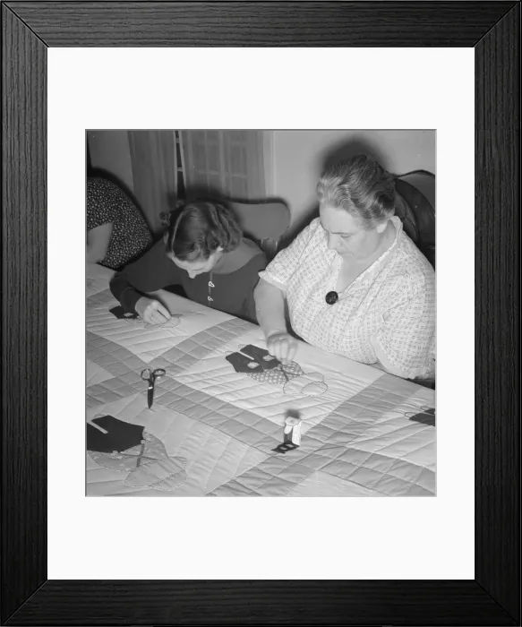 Framed Print : Farm women working on quilt, near West Carlton, Yamhill County, Oregon, 1939. Creator: Dorothea Lange Framed Print : Farm women working on quilt, near West Carlton, Yamhill County, Oregon, 1939. Creator: Dorothea Lange