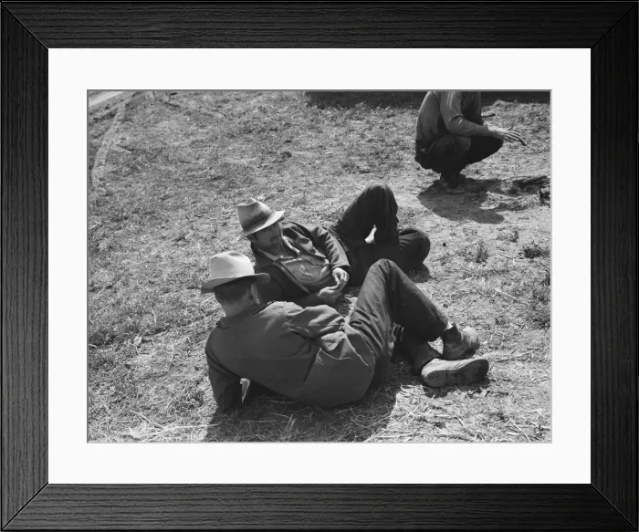 Framed Print : Idle migrants, foothills north of San Jose, California, 1939. Creator: Dorothea Lange