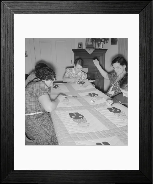 Framed Print : Farm women working on quilt, near West Carlton, Yamhill County, Oregon, 1939. Creator: Dorothea Lange Framed Print : Farm women working on quilt, near West Carlton, Yamhill County, Oregon, 1939. Creator: Dorothea Lange
