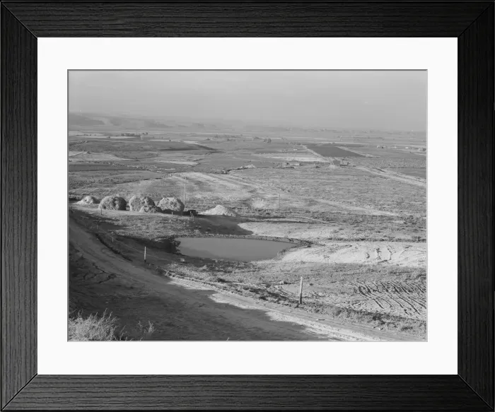 Framed Print : Looking across the Malheur Valley from Lincoln Bench, Malheur County, Oregon, 1939. Creator: Dorothea Lange Framed Print : Looking across the Malheur Valley from Lincoln Bench, Malheur County, Oregon, 1939. Creator: Dorothea Lange