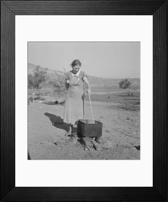 Framed Print : Mrs. Cates, Malheur County, Oregon, 1939. Creator: Dorothea Lange Framed Print : Mrs. Cates, Malheur County, Oregon, 1939. Creator: Dorothea Lange