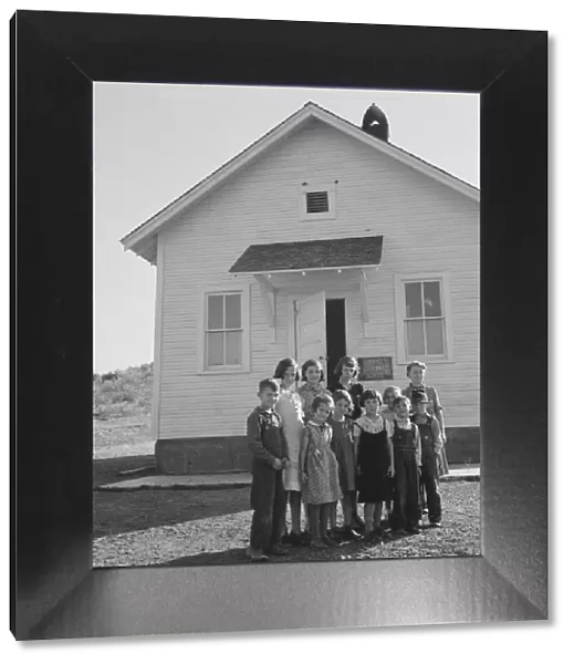 Jacknife School, Gem County, Idaho, 1939. Creator: Dorothea Lange