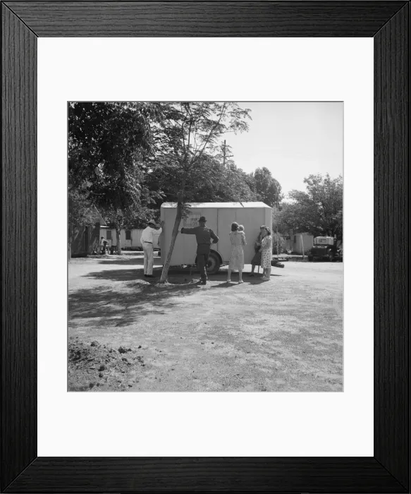 Framed Print : Family inspect a house trailer with idea of purchase, between Tulare and Fresno on U. S. 99, 1939. Creator: Dorothea Lange Framed Print : Family inspect a house trailer with idea of purchase, between Tulare and Fresno on U. S. 99, 1939. Creator: Dorothea Lange