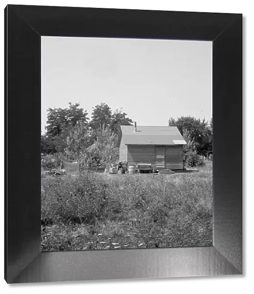 Another home recently self-built in one of several... Washington, Yakima, Sumac Park, 1939. Creator: Dorothea Lange
