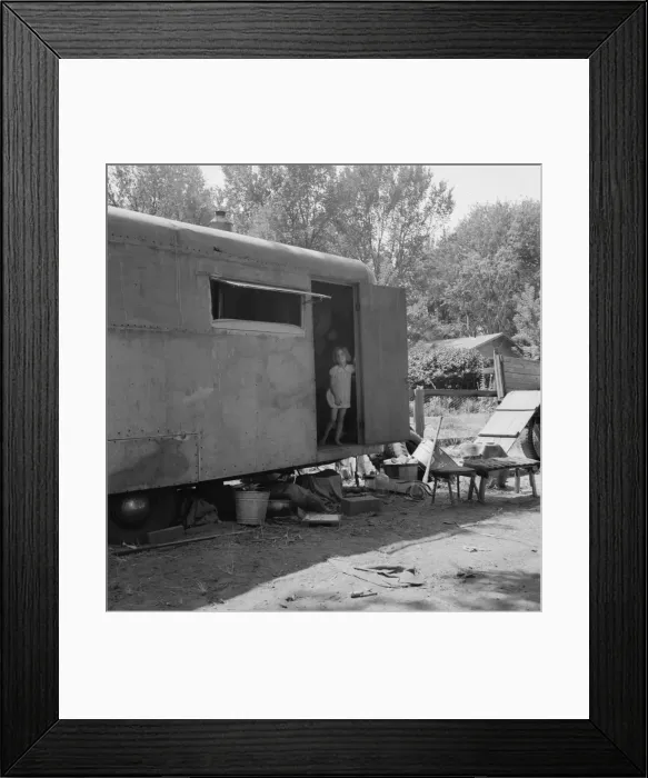 Framed Print : The house trailer and the youngest little girl, Washington, Yakima Valley, Toppenish, 1939. Creator: Dorothea Lange Framed Print : The house trailer and the youngest little girl, Washington, Yakima Valley, Toppenish, 1939. Creator: Dorothea Lange