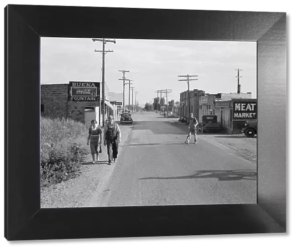 Washington, Buena, Yakima County, 1939. Creator: Dorothea Lange