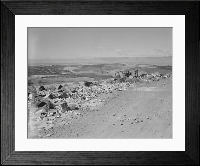 Framed Print : The valley below seen from advertised lookout point. Yakima Valley, Washington, 1939. Creator: Dorothea Lange Framed Print : The valley below seen from advertised lookout point. Yakima Valley, Washington, 1939. Creator: Dorothea Lange