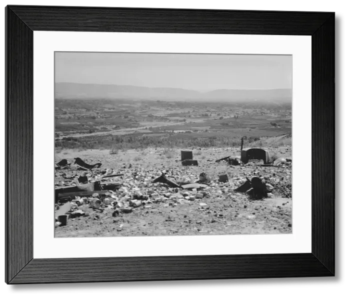 Framed Print : Possibly: The valley below seen from advertised lookout point, Yakima Valley, Washington, 1939. Creator: Dorothea Lange Framed Print : Possibly: The valley below seen from advertised lookout point, Yakima Valley, Washington, 1939. Creator: Dorothea Lange