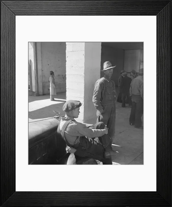 Framed Print : Pea pickers waiting at FSA office for issue of surplus commodities, Calipatria, California, 1939. Creator: Dorothea Lange Framed Print : Pea pickers waiting at FSA office for issue of surplus commodities, Calipatria, California, 1939. Creator: Dorothea Lange