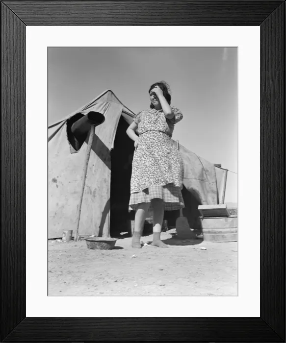 Framed Print : Growers camp for migrant labor on the edge of the pea fields, near Calipatria, CA, 1939. Creator: Dorothea Lange Framed Print : Growers camp for migrant labor on the edge of the pea fields, near Calipatria, CA, 1939. Creator: Dorothea Lange