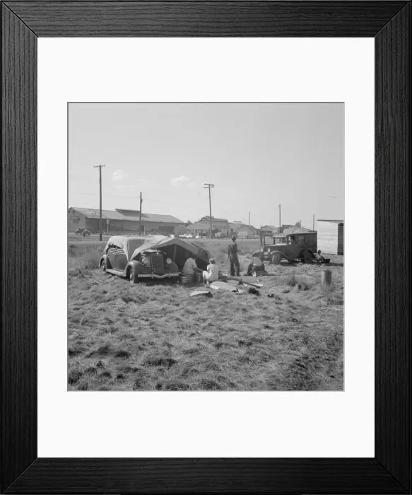 Framed Print : Living conditions for migrant potato pickers, Siskiyou County, California, 1939. Creator: Dorothea Lange Framed Print : Living conditions for migrant potato pickers, Siskiyou County, California, 1939. Creator: Dorothea Lange
