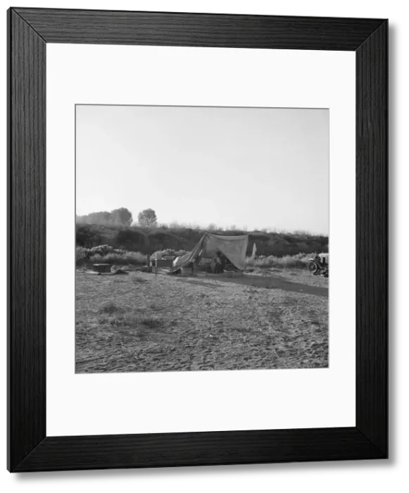 Framed Print : Young family on ditch bank, waiting to enter... camp (FSA), Merrill, Klamath County, Oregon, 1939. Creator: Dorothea Lange Framed Print : Young family on ditch bank, waiting to enter... camp (FSA), Merrill, Klamath County, Oregon, 1939. Creator: Dorothea Lange