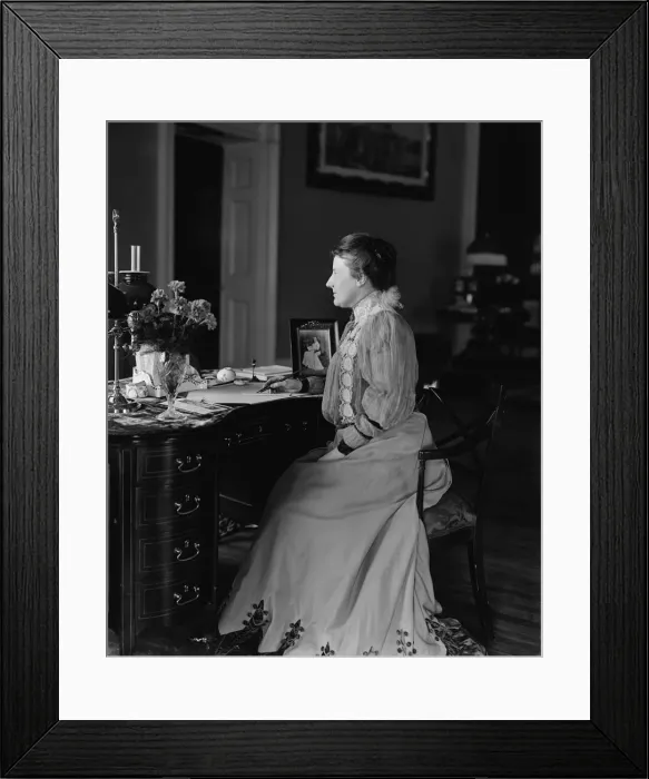 Framed Print : Roosevelt, Mrs. Theodore (Edith Kermit Carow), between 1890 and 1910. Creator: Unknown Framed Print : Roosevelt, Mrs. Theodore (Edith Kermit Carow), between 1890 and 1910. Creator: Unknown