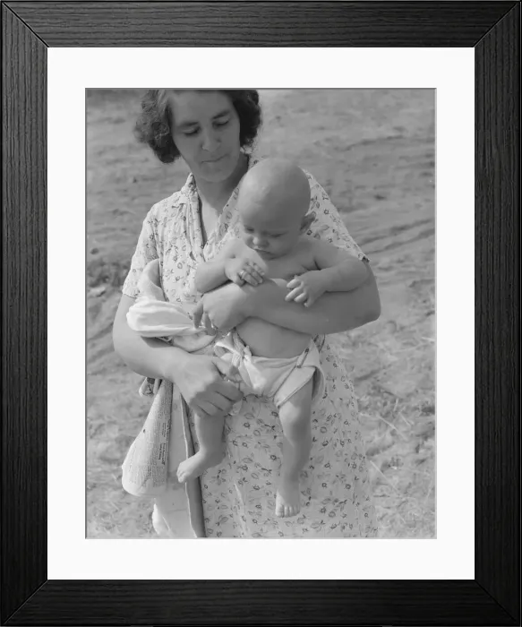 Framed Print : Hop pickers family, near Grants Pass, Josephine County, Oregon, 1939. Creator: Dorothea Lange Framed Print : Hop pickers family, near Grants Pass, Josephine County, Oregon, 1939. Creator: Dorothea Lange
