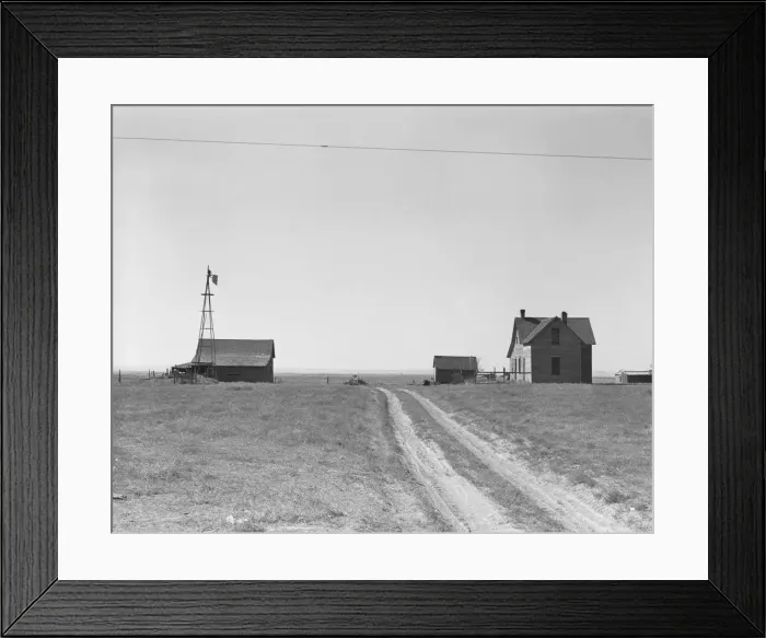Framed Print : Abandoned farmhouse in the Columbia Basin, one mile east of Quincy, Grant County, Washington, 1939. Creator: Dorothea Lange Framed Print : Abandoned farmhouse in the Columbia Basin, one mile east of Quincy, Grant County, Washington, 1939. Creator: Dorothea Lange