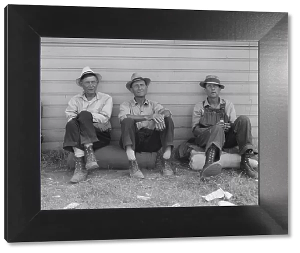 Bindle stiffs in town three weeks before opening of Klamath... Tule Lake, Siskiyou County, CA, 1939 Creator: Dorothea Lange