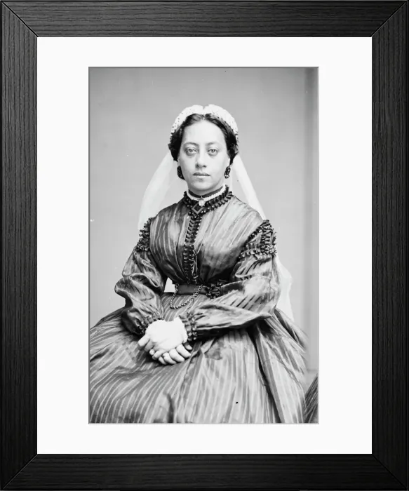 Framed Print : Emma, Queen of Sandwich Islands, between 1855 and 1865. Creator: Unknown Framed Print : Emma, Queen of Sandwich Islands, between 1855 and 1865. Creator: Unknown