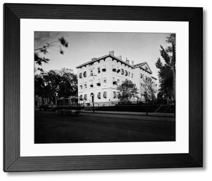 Framed Print : Old War Dept. 17th St. side (1st photo?), between 1860 and 1880. Creator: Unknown Framed Print : Old War Dept. 17th St. side (1st photo?), between 1860 and 1880. Creator: Unknown