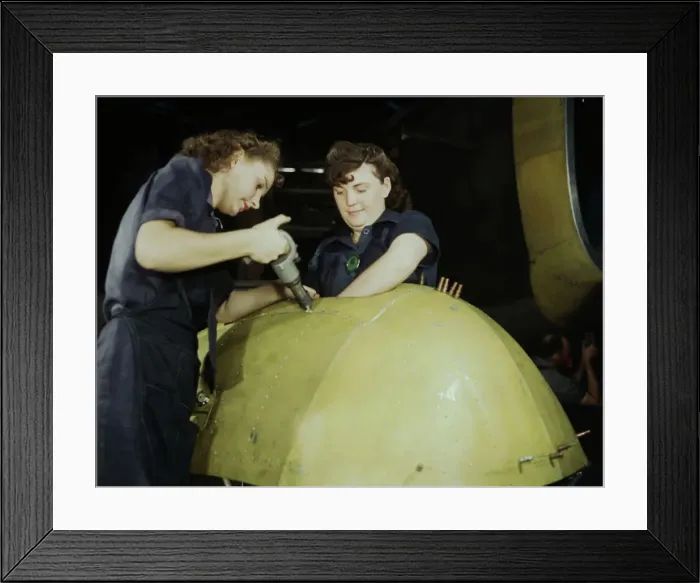 Framed Print : Working on a Vengeance'dive bomber, Vultee [Aircraft Inc. ], Nashville, Tennessee, 1943. Creator: Alfred T Palmer