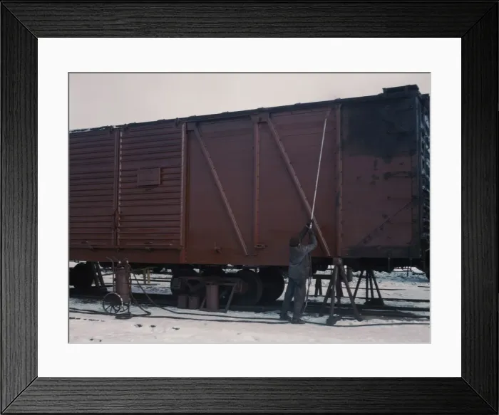 Framed Print : Painting a car at the repair or rip'tracks at North Proviso(?), C & NW RR, Chicago, Ill. 1942. Creator: Jack Delano
