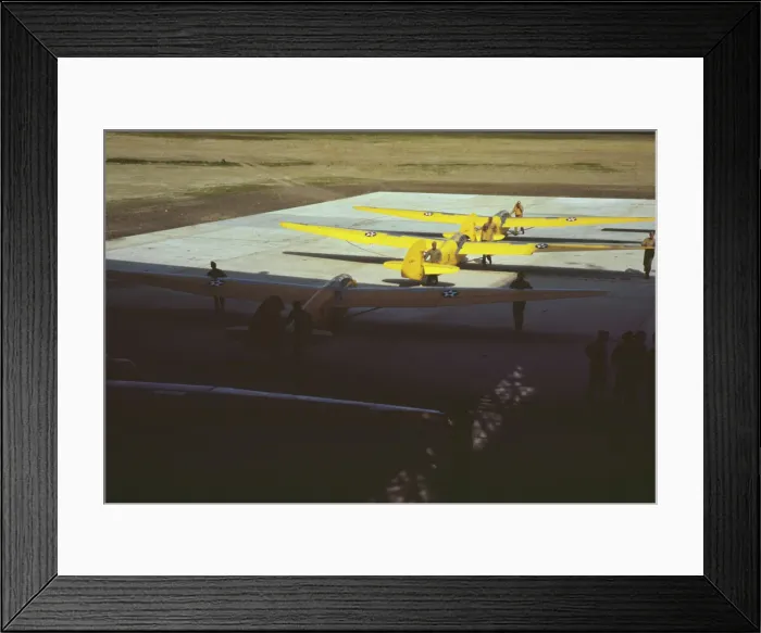Framed Print : Training gliders at the Marine [Corp]s Page Field, Parris Island, S. C. 1942. Creator: Alfred T Palmer
