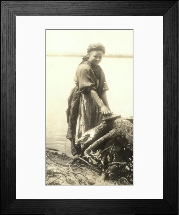 Framed Print : A Transbaikal migrant at work on the banks of the Zeya River, 1909. Creator: Vladimir Ivanovich Fedorov Framed Print : A Transbaikal migrant at work on the banks of the Zeya River, 1909. Creator: Vladimir Ivanovich Fedorov