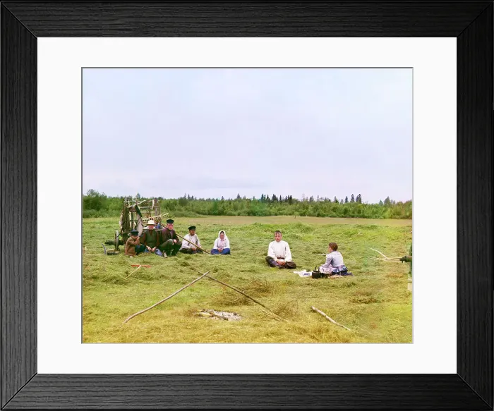 Framed Print : Peasants haying [Russian Empire], 1909. Creator: Sergey Mikhaylovich Prokudin-Gorsky