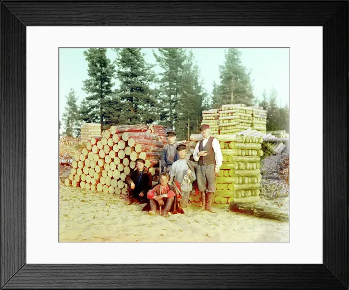 Framed Print : Woodcutters on the Svir River [Russian Empire], 1909. Creator: Sergey Mikhaylovich Prokudin-Gorsky
