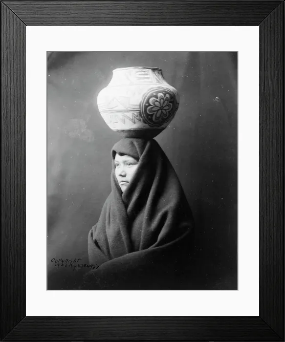 Framed Print : En Al Leih, c1903. Creator: Edward Sheriff Curtis Framed Print : En Al Leih, c1903. Creator: Edward Sheriff Curtis