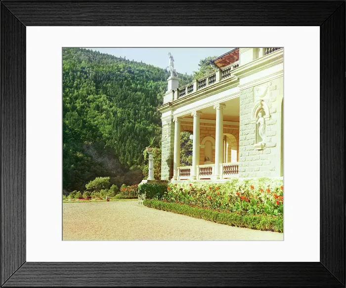Framed Print : Corner of the Likanskii palace, between 1905 and 1915. Creator: Sergey Mikhaylovich Prokudin-Gorsky Framed Print : Corner of the Likanskii palace, between 1905 and 1915. Creator: Sergey Mikhaylovich Prokudin-Gorsky
