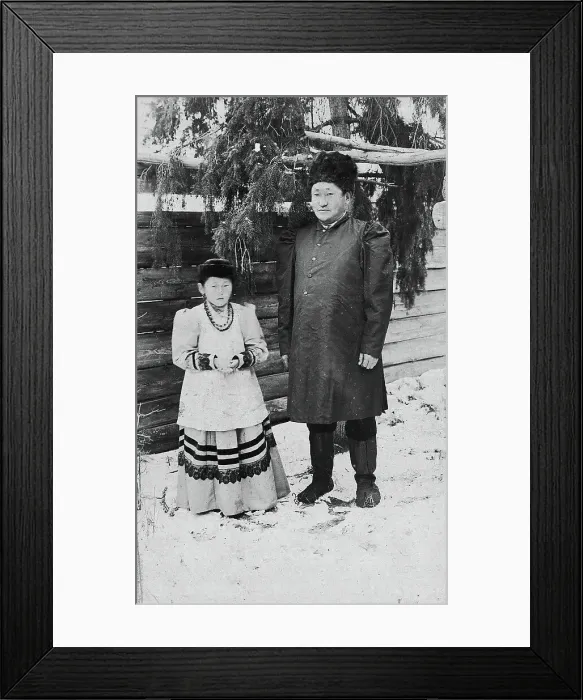 Framed Print : A man with his daughter, late 19th cent - early 20th cent. Creator: I Popov Framed Print : A man with his daughter, late 19th cent - early 20th cent. Creator: I Popov