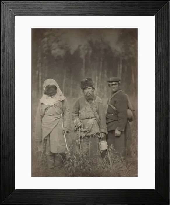 Framed Print : Runaway Siberian convicts (common criminals), between 1885 and 1886. Creator: Unknown Framed Print : Runaway Siberian convicts (common criminals), between 1885 and 1886. Creator: Unknown