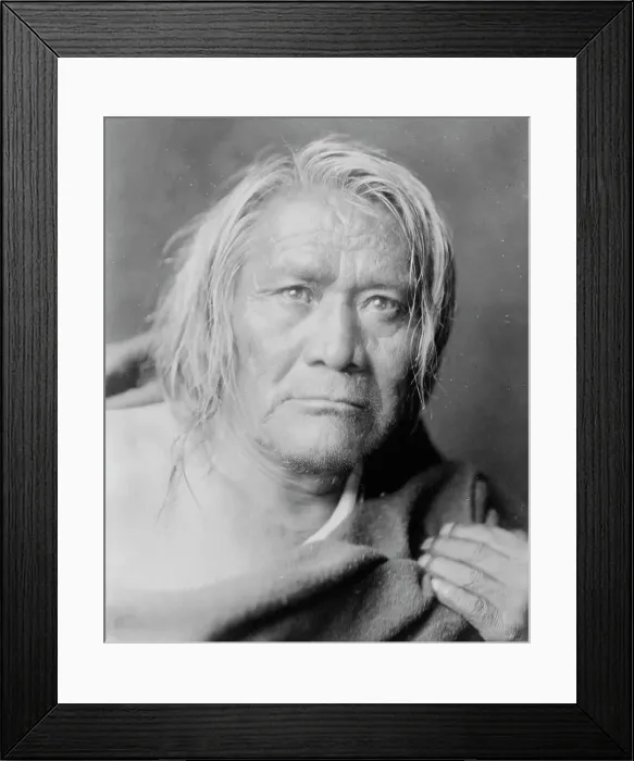 Framed Print : Oyi-tsa, c1905. Creator: Edward Sheriff Curtis Framed Print : Oyi-tsa, c1905. Creator: Edward Sheriff Curtis