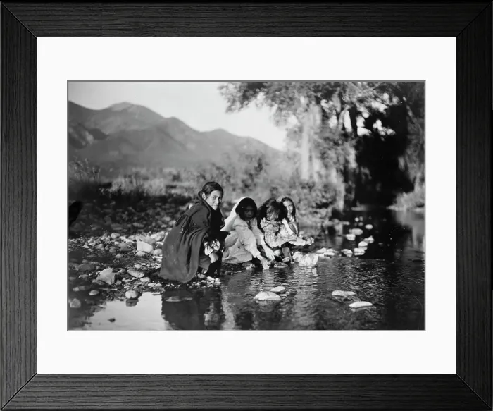 Framed Print : Taos children, c1905. Creator: Edward Sheriff Curtis Framed Print : Taos children, c1905. Creator: Edward Sheriff Curtis