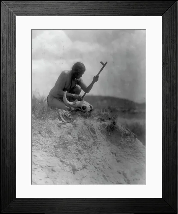 Framed Print : The offering-Hu Kalowa Pi ceremony, 1907, c1907. Creator: Edward Sheriff Curtis Framed Print : The offering-Hu Kalowa Pi ceremony, 1907, c1907. Creator: Edward Sheriff Curtis