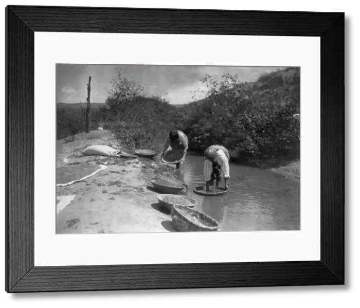 Framed Print : Washing wheat-San Juan, c1905. Creator: Edward Sheriff Curtis Framed Print : Washing wheat-San Juan, c1905. Creator: Edward Sheriff Curtis
