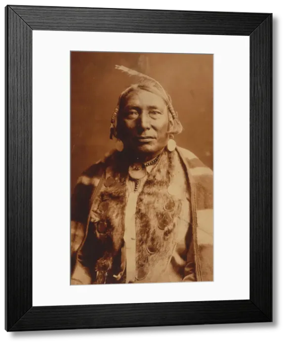 Framed Print : We-Ton, c1900. Creator: Edward Sheriff Curtis Framed Print : We-Ton, c1900. Creator: Edward Sheriff Curtis