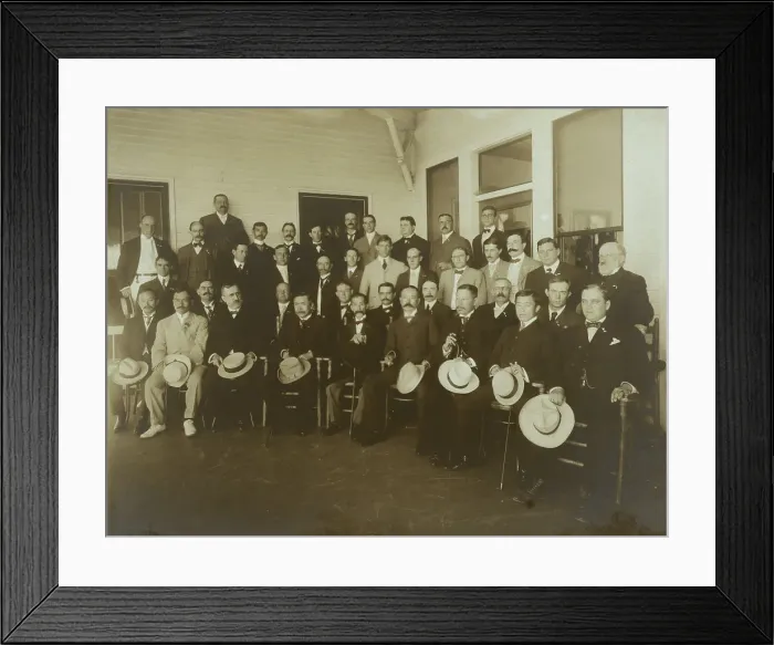 Framed Print : Russian & Japanese delegates and members of the press, 1905. Creator: Perry Enoch Conner. Russian & Japanese delegates and members of the press, 1905. Creator: Perry Enoch Conner Framed Print : Russian & Japanese delegates and members of the press, 1905. Creator: Perry Enoch Conner. Russian & Japanese delegates and members of the press, 1905. Creator: Perry Enoch Conner
