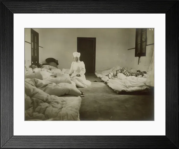 Framed Print : Japanese Red Cross nurses at Chemulpo attending Russian soldiers wounded in battle of Feb. 9, c1904. Creator: Robert Lee Dunn Framed Print : Japanese Red Cross nurses at Chemulpo attending Russian soldiers wounded in battle of Feb. 9, c1904. Creator: Robert Lee Dunn