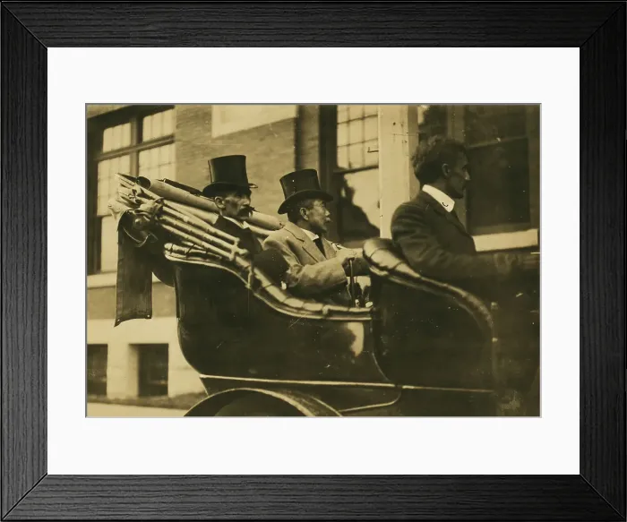 Framed Print : Komura and Takahira arriving at peace conference building, 1905. Creator: Unknown Framed Print : Komura and Takahira arriving at peace conference building, 1905. Creator: Unknown