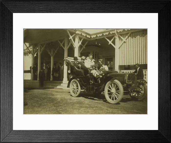 Framed Print : Komura and Takahira leaving Wentworth Hotel for peace conference, 1905. Creator: Unknown Framed Print : Komura and Takahira leaving Wentworth Hotel for peace conference, 1905. Creator: Unknown
